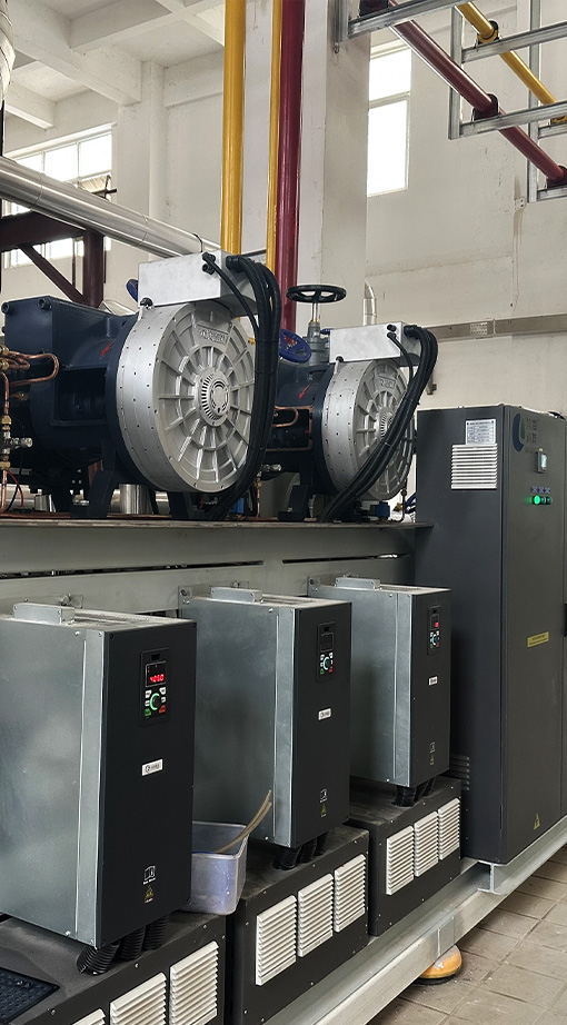 “无铁芯”超高效变频制冷机组